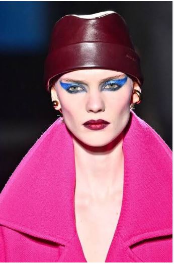 https://www.makeup-in-paris.com/en/exhibit